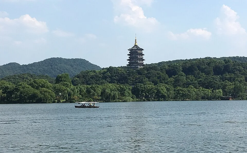 Traditional lake scenery in Hangzhou